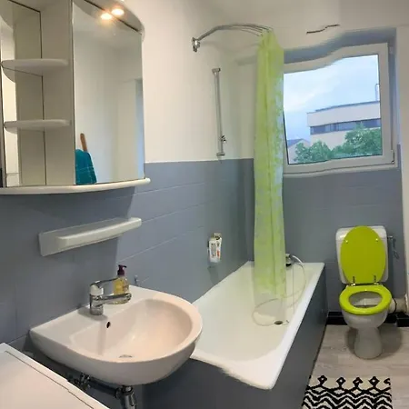 F2 Sydney Rue Montreux Appartement